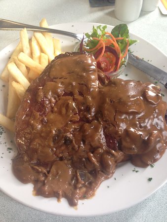 The Rocky Cape Tavern - Great Ocean Road Restaurant 0