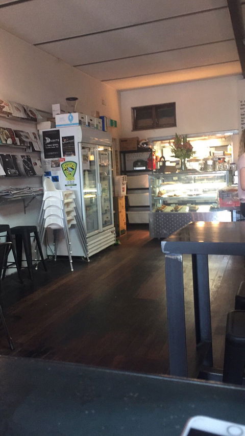 The Hardware Store Cafe & Eatery - Great Ocean Road Restaurant 8