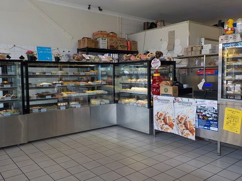 Avon Valley French Hot Bread - Great Ocean Road Restaurant 0