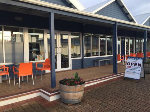 DeckChair Cafe - Great Ocean Road Restaurant 0