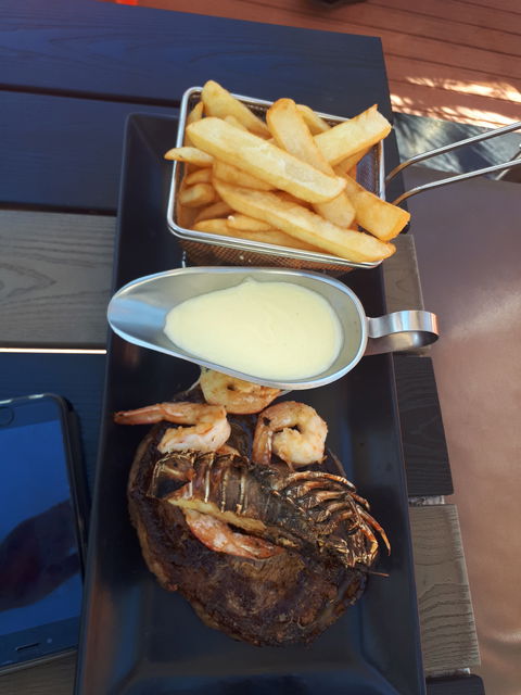 Onyx On Sharpe - Great Ocean Road Restaurant 1
