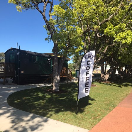 Wagon 537 - Great Ocean Road Restaurant 0