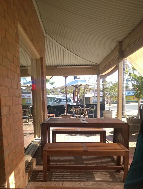 Annies Cafe - Great Ocean Road Restaurant 1