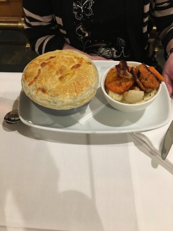 The Royal Oak Hotel - Great Ocean Road Restaurant 0