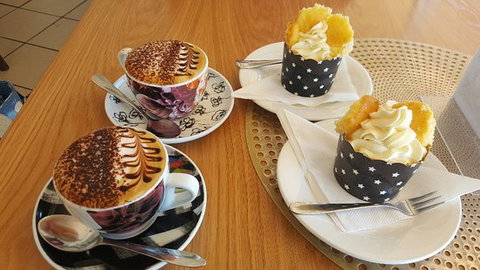 View At 85 Cafe - Great Ocean Road Restaurant 0