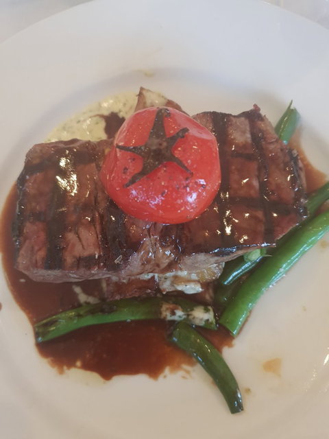 View At 85 Cafe - Great Ocean Road Restaurant 4