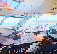 Oyster HQ - Great Ocean Road Restaurant