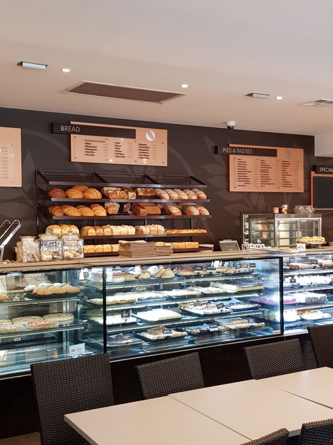 Yankalilla Bakery - Great Ocean Road Restaurant 6