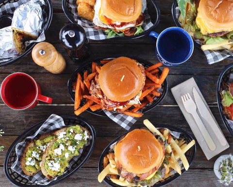 Iron & Resin Garage - Great Ocean Road Restaurant 0