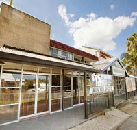 Commercial Hotel - Great Ocean Road Restaurant