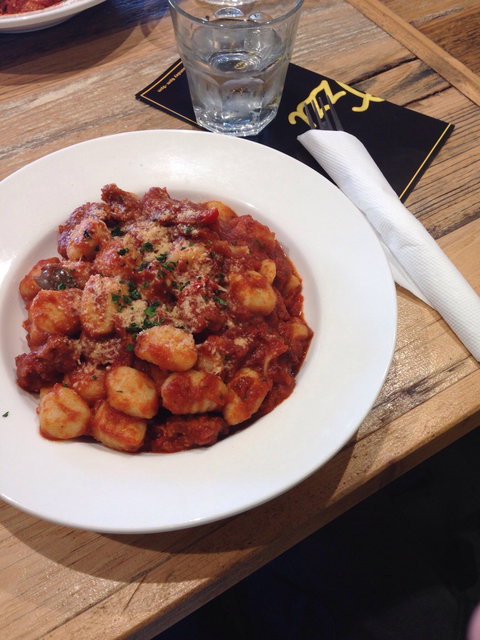 StringOzzi Pasta Mooloolaba - Great Ocean Road Restaurant 3