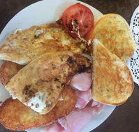 Ally's On Kingaroy Street - Great Ocean Road Restaurant