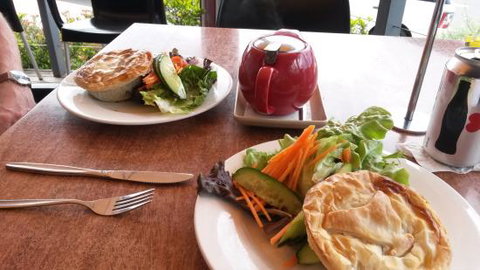 Maple 3 - Great Ocean Road Restaurant 0