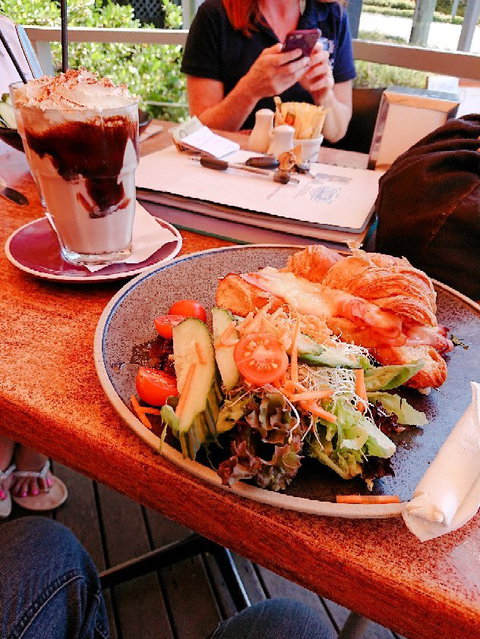 Maple 3 - Great Ocean Road Restaurant 4