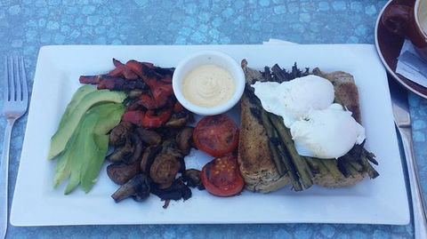 Bongaree Hot Bread - Great Ocean Road Restaurant 0