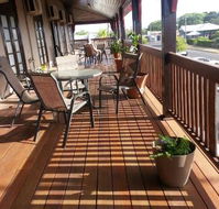 Commercial Hotel Clermont - Great Ocean Road Restaurant