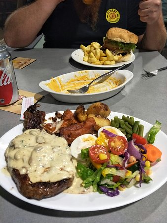 Elliott Heads QLD Great Ocean Road Restaurant