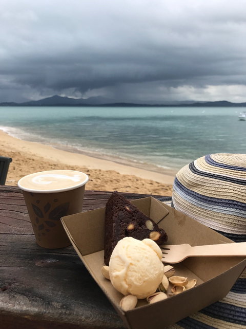Sunset Bar Dunk Island - Great Ocean Road Restaurant 6