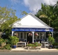 The Blue and White Teapot Cafe - Great Ocean Road Restaurant