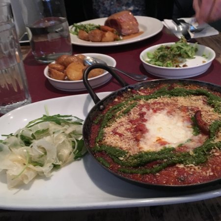 Builders Arms Hotel - Great Ocean Road Restaurant 0