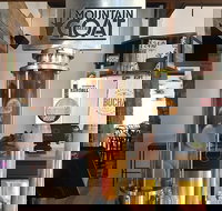 The Carringbush Hotel - Great Ocean Road Restaurant