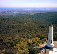 Barossa Valley Intimate Winery Tour via Adelaide Hills by Private Limo - Great Ocean Road Restaurant