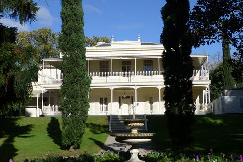 Melbourne City Tour: Lifestyle Of The Rich And Famous - Great Ocean Road Restaurant 0