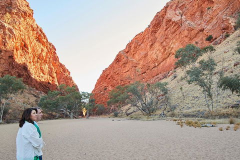 West MacDonnell Ranges- Half Day Trip From Alice Springs - Great Ocean Road Restaurant 5