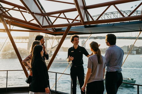 Sydney Shore Excursion: Sydney Opera House Walking Tour - Great Ocean Road Restaurant 4