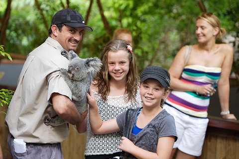 Hartley's Crocodile Adventure Half-Day Tour - Great Ocean Road Restaurant 3