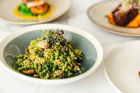 Gourmet Lunch Tour In Darwin Sundays 3-Hours - Great Ocean Road Restaurant 1
