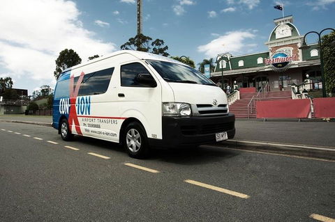 Gold Coast Airport Arrival Transfer - Great Ocean Road Restaurant 0