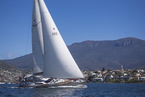 Half-Day Sailing On The Derwent River From Hobart - Great Ocean Road Restaurant 0
