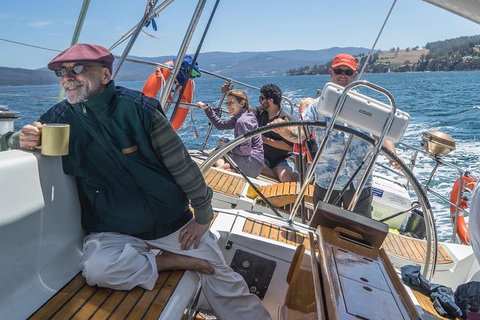 Half-Day Sailing On The Derwent River From Hobart - Great Ocean Road Restaurant 2