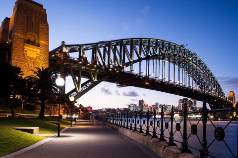 Sydney Ghost Walking Tour - Great Ocean Road Restaurant 2