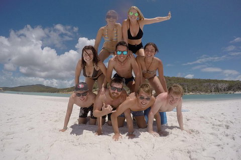 2-Day Whitsundays Sailing Adventure: SV Whitehaven - Great Ocean Road Restaurant 2