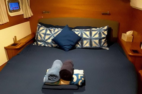 2-Night Whitsundays Sailing Adventure: Whitsunday Getaway - Great Ocean Road Restaurant 1