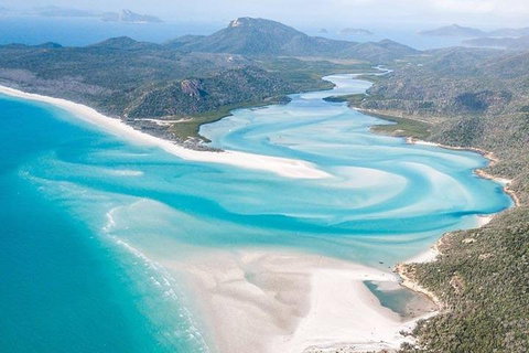 2-Night Whitsundays Sailing Adventure: Whitsunday Getaway - Great Ocean Road Restaurant 3