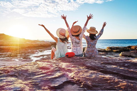 4-Day Coastal Loop Via Monkey Mia Wild Dolphins Kalbarri Pinnacles Perth Return - Great Ocean Road Restaurant 4