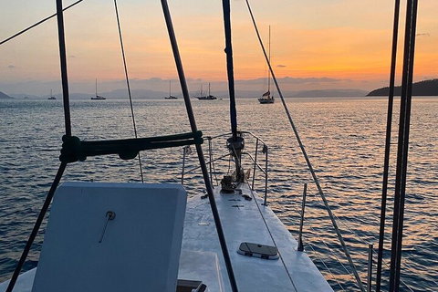 2 Night Small Group Whitsundays Sailing Adventure Aboard Mandrake - Great Ocean Road Restaurant 2