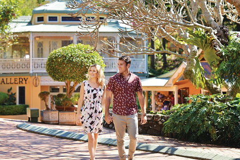 Sunshine Coast Signature High Tea And Wine Experience (Min 6 Adults) - Great Ocean Road Restaurant 5