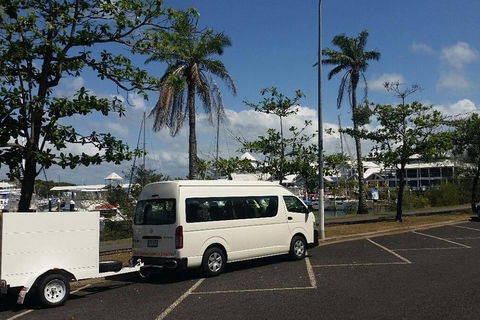 Airport Transfer To Or From Cairns Hotels For Up To 13 People - Great Ocean Road Restaurant 1