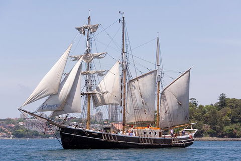 Sydney Harbour Tall Ship Afternoon Discovery Cruise - Great Ocean Road Restaurant 2