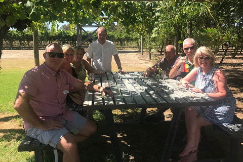 Swan Valley River Cruise And Wine Tasting Day Trip From Perth - Great Ocean Road Restaurant 1