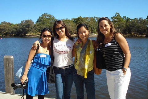 1/2 Day Swan Valley Wine Cheese & Chocolate Tour Inc Afternoon Cruise To Perth - Great Ocean Road Restaurant 2