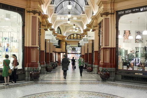 Small-Group Melbourne Sightseeing Tour - Great Ocean Road Restaurant 2